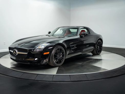 Used 2012 Mercedes-Benz SLS AMG Coupe image 1