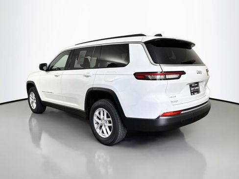 Used 2024 Jeep Grand Cherokee L Laredo AWD/4WD image 5