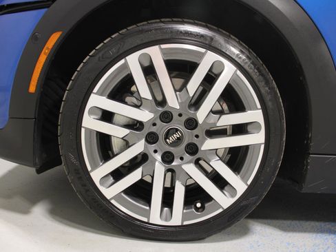 Certified 2025 MINI Cooper S image 20