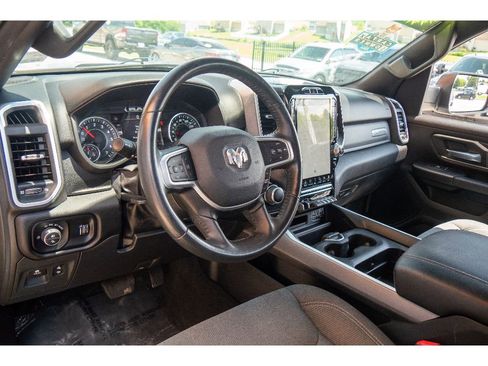 Used 2023 RAM 1500 Big Horn AWD/4WD image 11