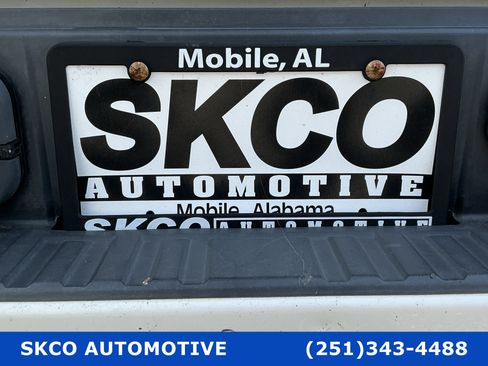 Used 2018 Chevrolet Silverado 1500 LT w/ All Star Edition AWD/4WD image 29