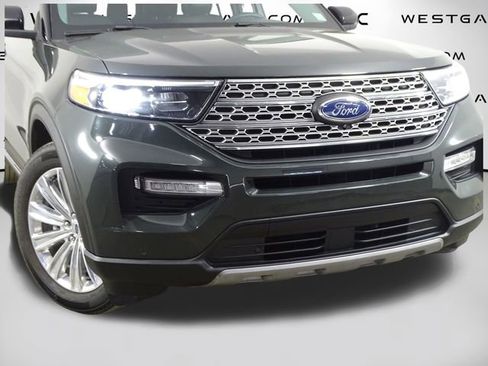 Used 2022 Ford Explorer Limited w/ Equipment Group 301A image 42