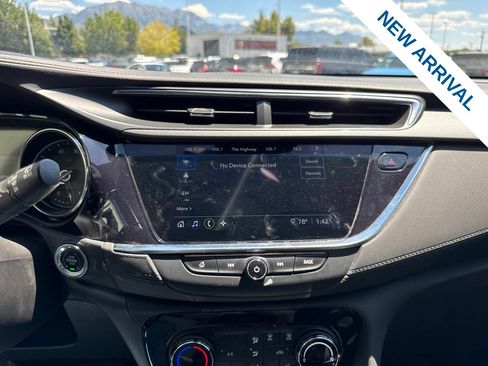 Used 2022 Buick Encore GX Preferred w/ Cold Weather Comfort Package AWD/4WD image 24