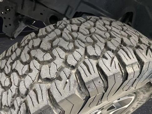 Used 2023 Jeep Wrangler Unlimited Rubicon 4xe image 38