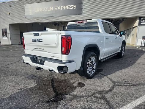 Used 2024 GMC Sierra 1500 Denali Ultimate AWD/4WD image 3