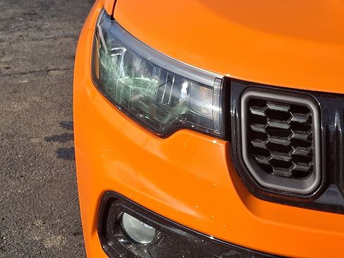 New 2026 Jeep Compass Limited image 9