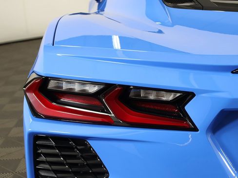 Used 2021 Chevrolet Corvette Stingray Preferred Cpe w/ Battery Protection Package image 19