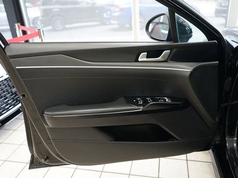 Used 2021 Kia K5 LXS image 23