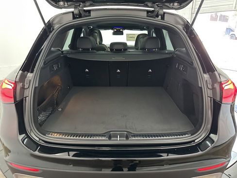 Used 2026 Mercedes-Benz GLC 300 image 24