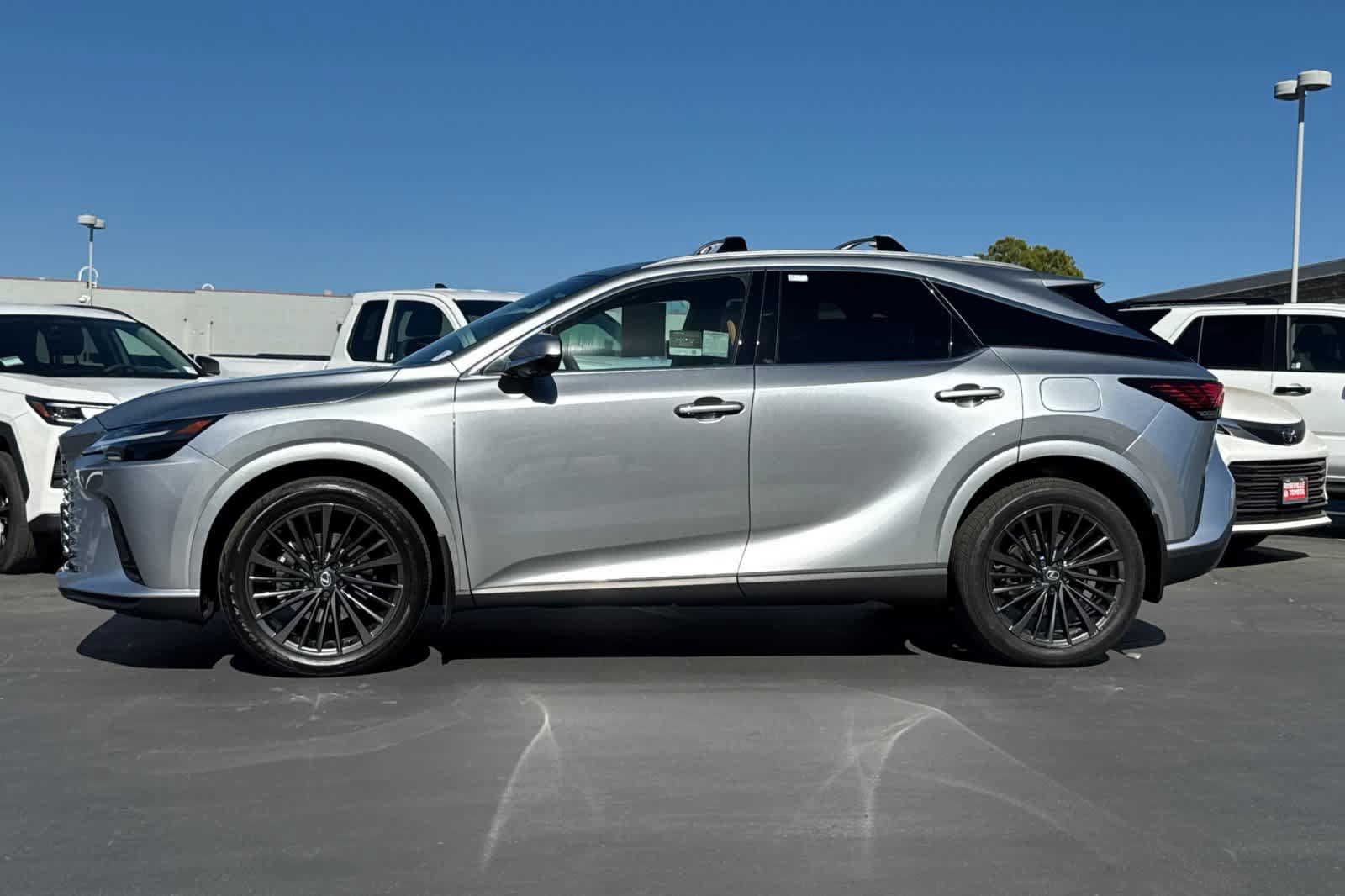Certified 2026 Lexus RX 350h w/ Convenience Package AWD/4WD image 9