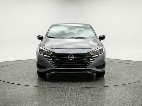 Used 2025 Nissan Versa SV FWD image 2