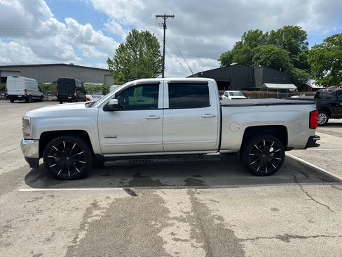 Used 2016 Chevrolet Silverado 1500 LT w/ Texas Edition image 19