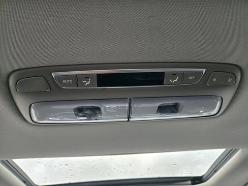 Used 2025 Kia Telluride SX w/ SX Captain's Chair Package AWD/4WD image 34