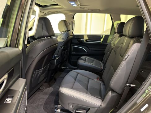 New 2025 Kia Telluride S image 18