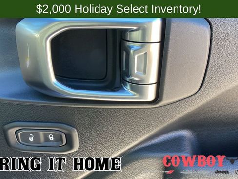 New 2025 Jeep Gladiator Willys image 40