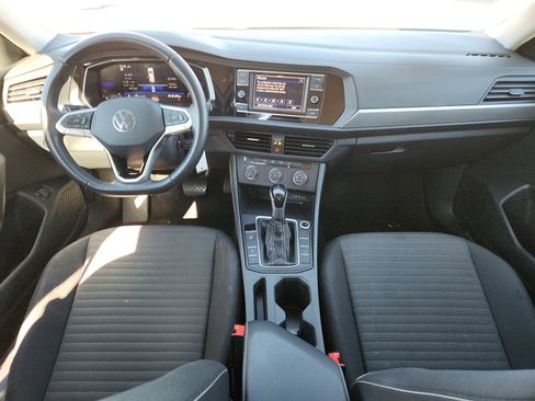Used 2024 Volkswagen Jetta S image 11