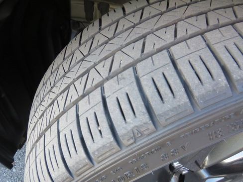 Certified 2024 Toyota Corolla SE image 37