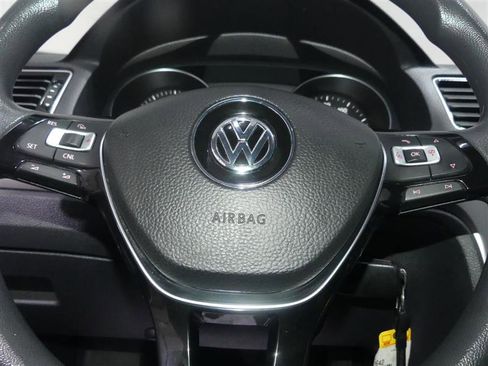 Used 2018 Volkswagen Passat 2.0T S w/ Driver Assistance Package FWD image 30