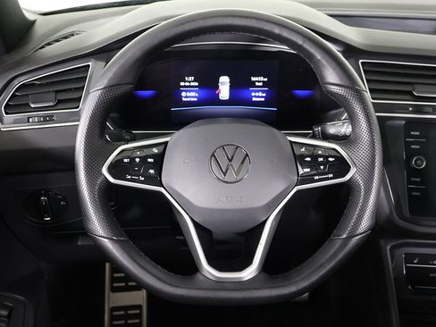 Certified 2024 Volkswagen Tiguan SE R-Line AWD/4WD image 41