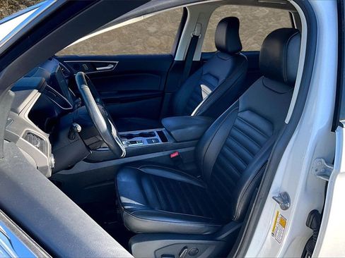 Used 2022 Ford Edge SEL w/ Convenience Package image 23