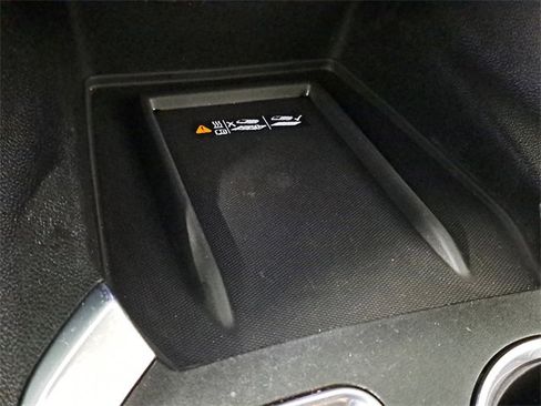 Used 2022 Chevrolet Traverse Premier w/ Redline Edition image 32