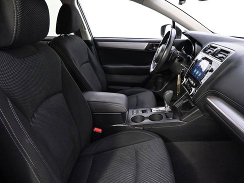 Used 2018 Subaru Outback 2.5i Premium image 13