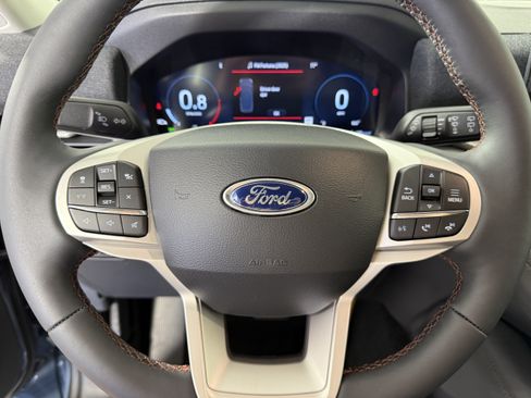 New 2026 Ford Explorer Active w/ Active Comfort Package RWD image 26