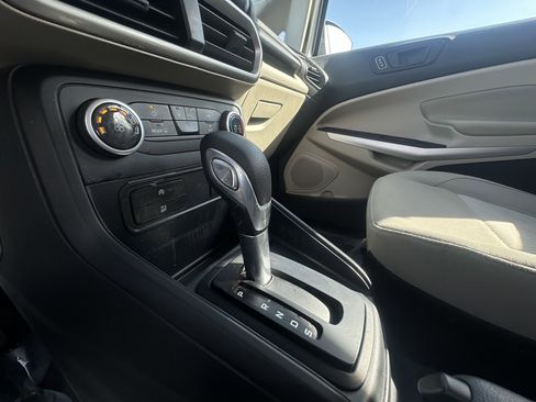 Used 2019 Ford EcoSport S image 18