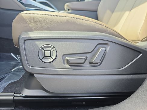 New 2025 Audi Q5 Premium image 27