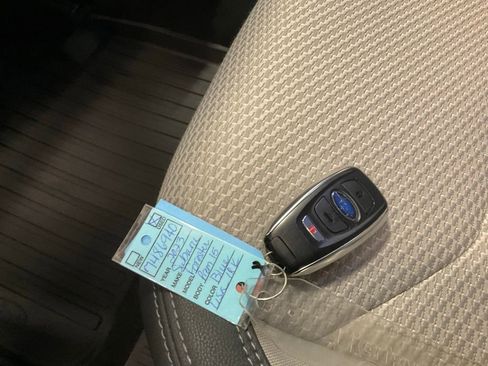 Used 2023 Subaru Forester Premium image 31
