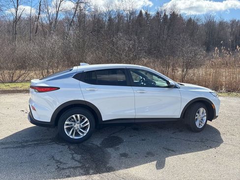 New 2026 Buick Envista Preferred image 6