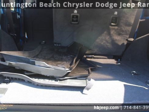 Used 2021 Jeep Wrangler Unlimited Sport image 43