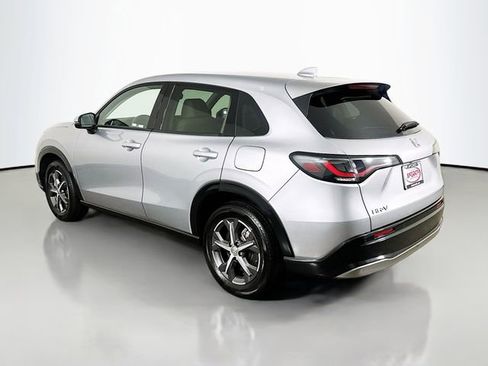 Certified 2024 Honda HR-V EX-L image 17