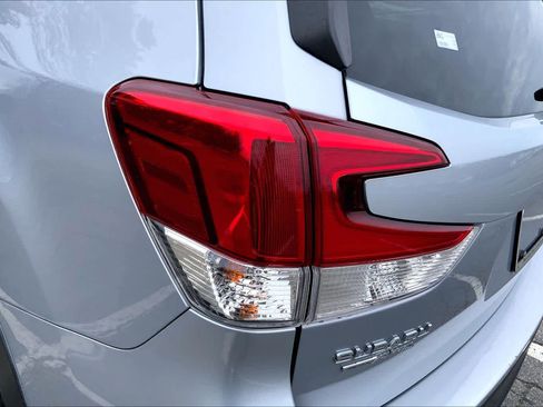 Used 2020 Subaru Forester Limited image 28