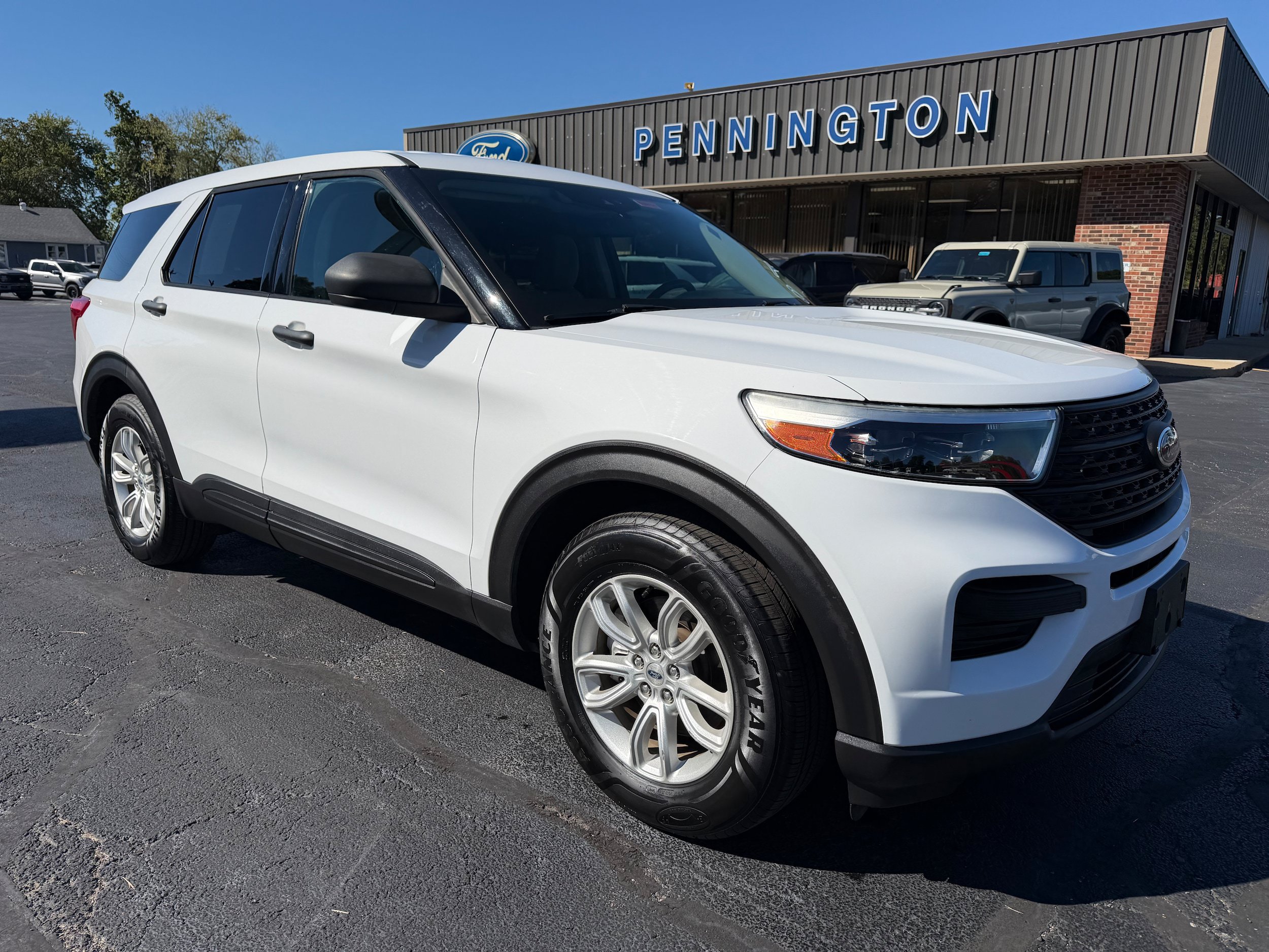 Used 2020 Ford Explorer 2WD w/ Class III Trailer Tow Package image 9