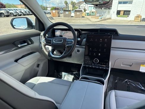 New 2026 GMC Terrain Denali w/ LPO, Black Badging Package AWD/4WD image 31