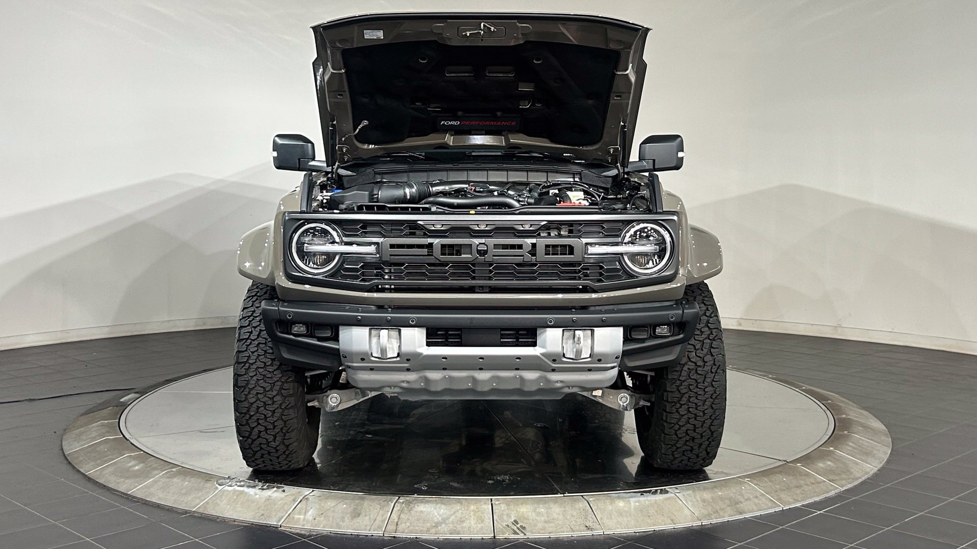 New 2026 Ford Bronco Raptor w/ Interior Carbon Fiber Pack AWD/4WD image 98