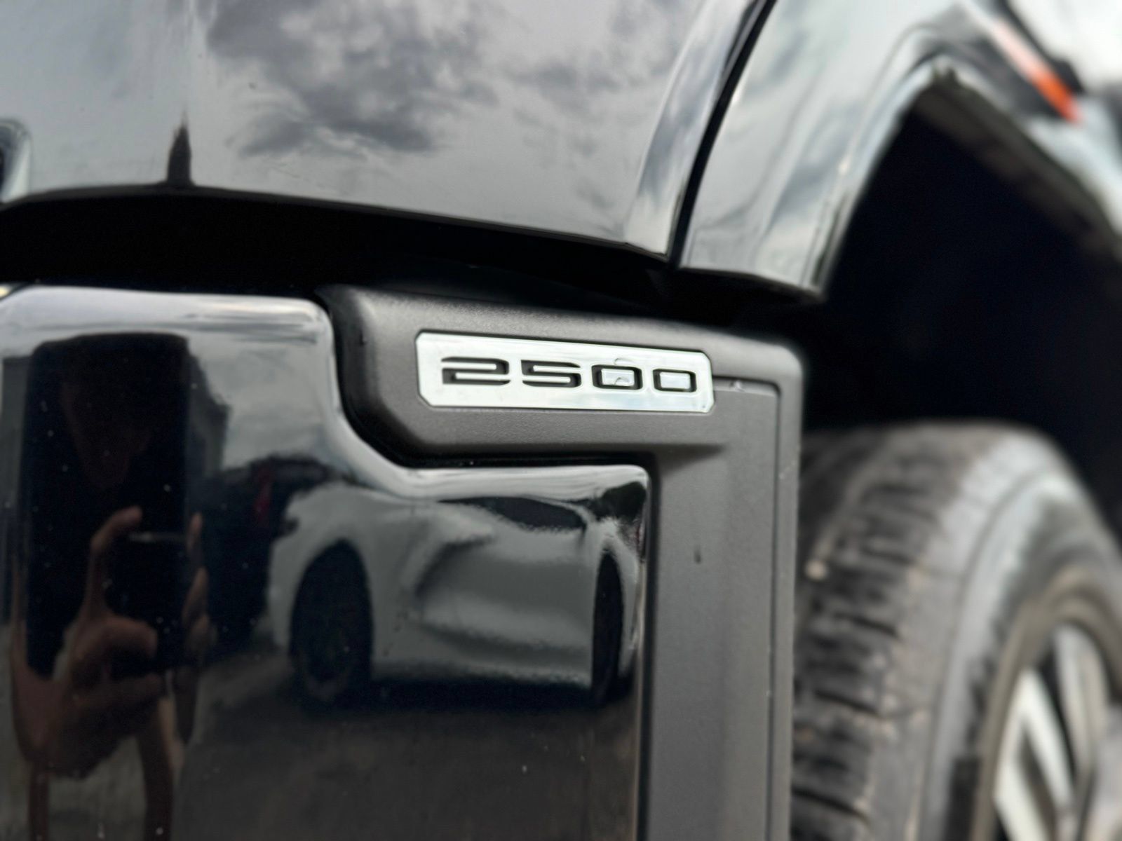 Used 2024 GMC Sierra 2500 Denali Ultimate w/ Max Trailering Package AWD/4WD image 8