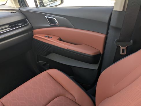 New 2026 Kia Carnival SX image 31