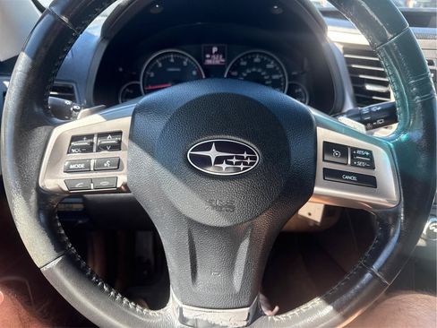 Used 2013 Subaru Outback 2.5i Premium w/ All-Weather Pkg AWD/4WD image 19