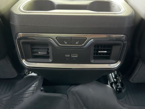Used 2024 GMC Sierra 2500 Denali Ultimate AWD/4WD image 31