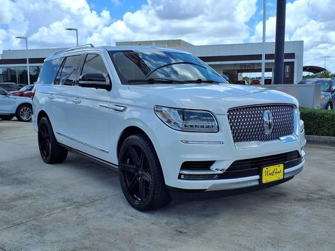 Used 2021 Lincoln Navigator Reserve RWD image 7