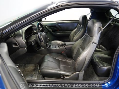 Used 1995 Chevrolet Camaro Z28 RWD image 39