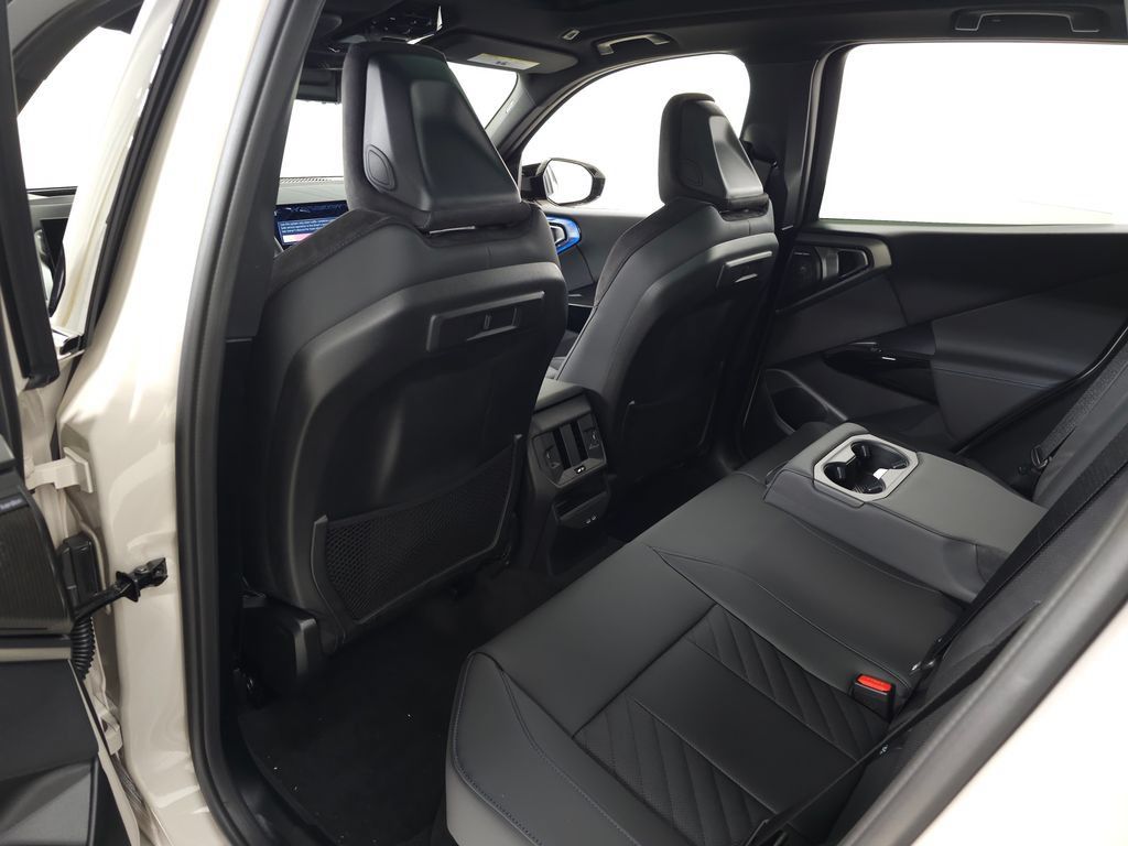 Used 2026 BMW X3 M50 w/ Premium Package AWD/4WD image 30