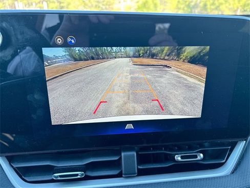 Used 2025 Chevrolet Equinox LT image 21