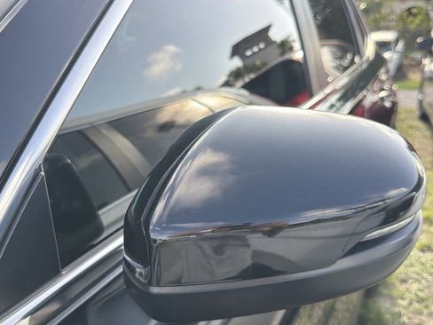 Used 2024 Honda CR-V EX image 6