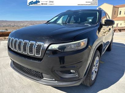 Used 2020 Jeep Cherokee Latitude Plus w/ Comfort/Convenience Group