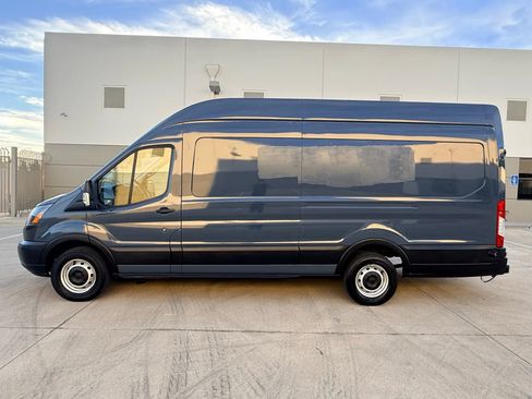 Used 2019 Ford Transit 250 148 High Roof Extended RWD image 8