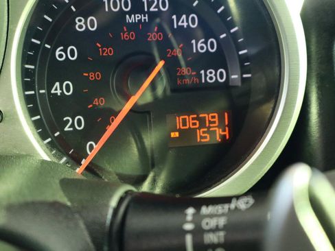 Used 2012 Nissan 370Z Coupe image 20