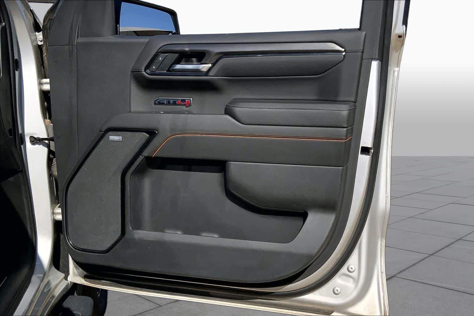 Used 2022 GMC Sierra 1500 AT4 w/ AT4 Premium Package AWD/4WD image 21